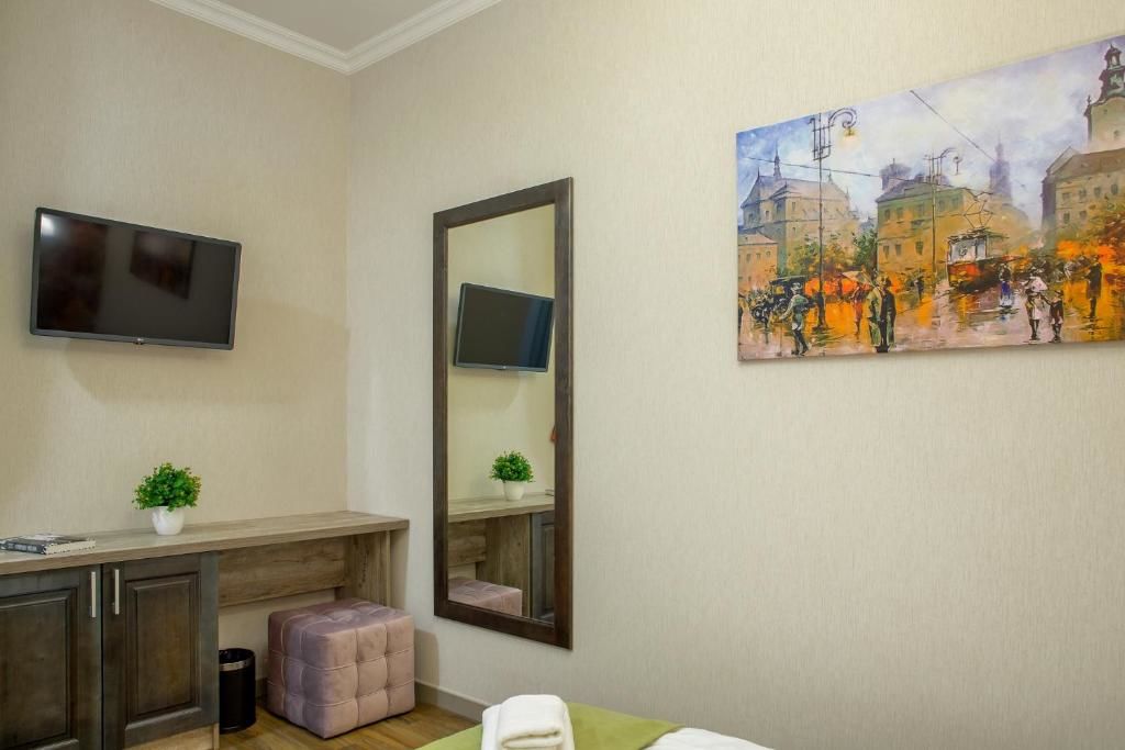 Апарт-отели Mini Hotel Barvy Lvova on Horodotska St. Львов-46